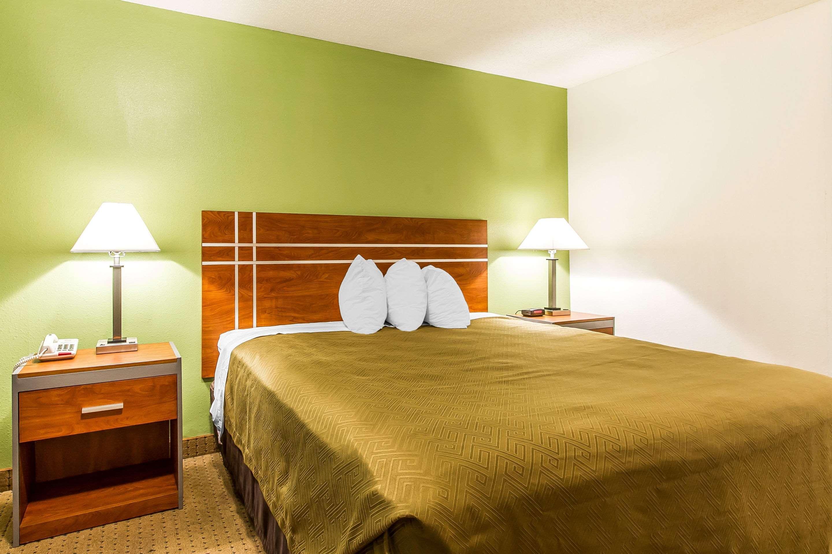 Econo Lodge & Suites Pekin Eksteriør billede