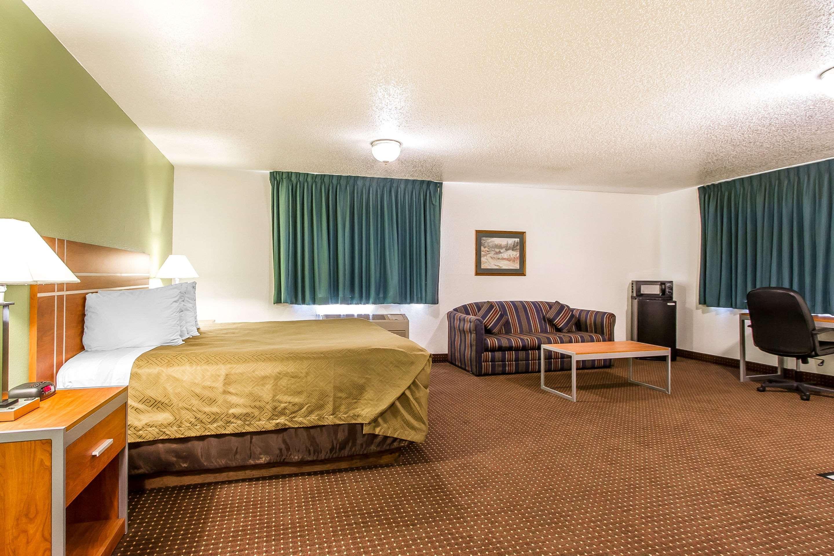 Econo Lodge & Suites Pekin Eksteriør billede