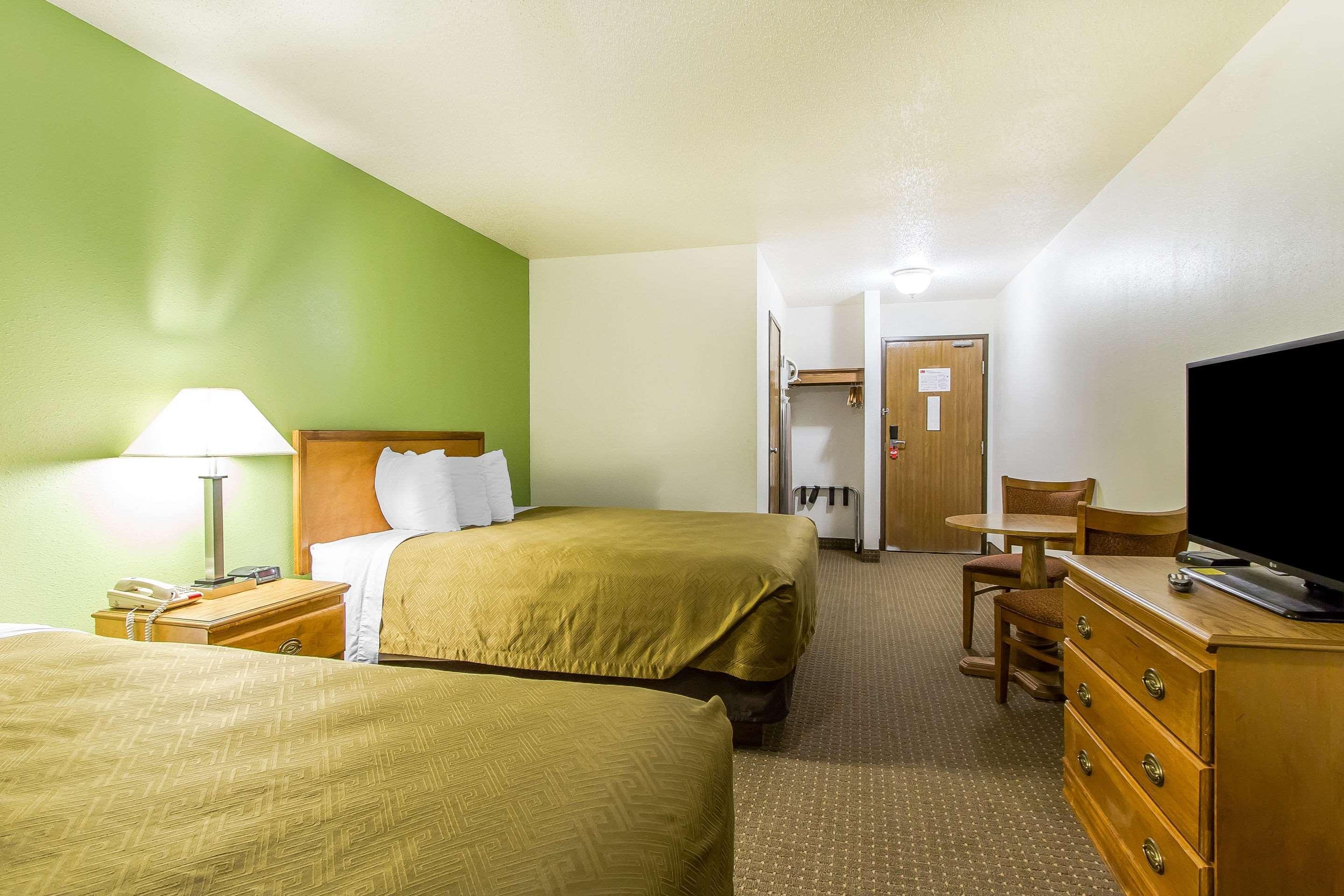 Econo Lodge & Suites Pekin Eksteriør billede
