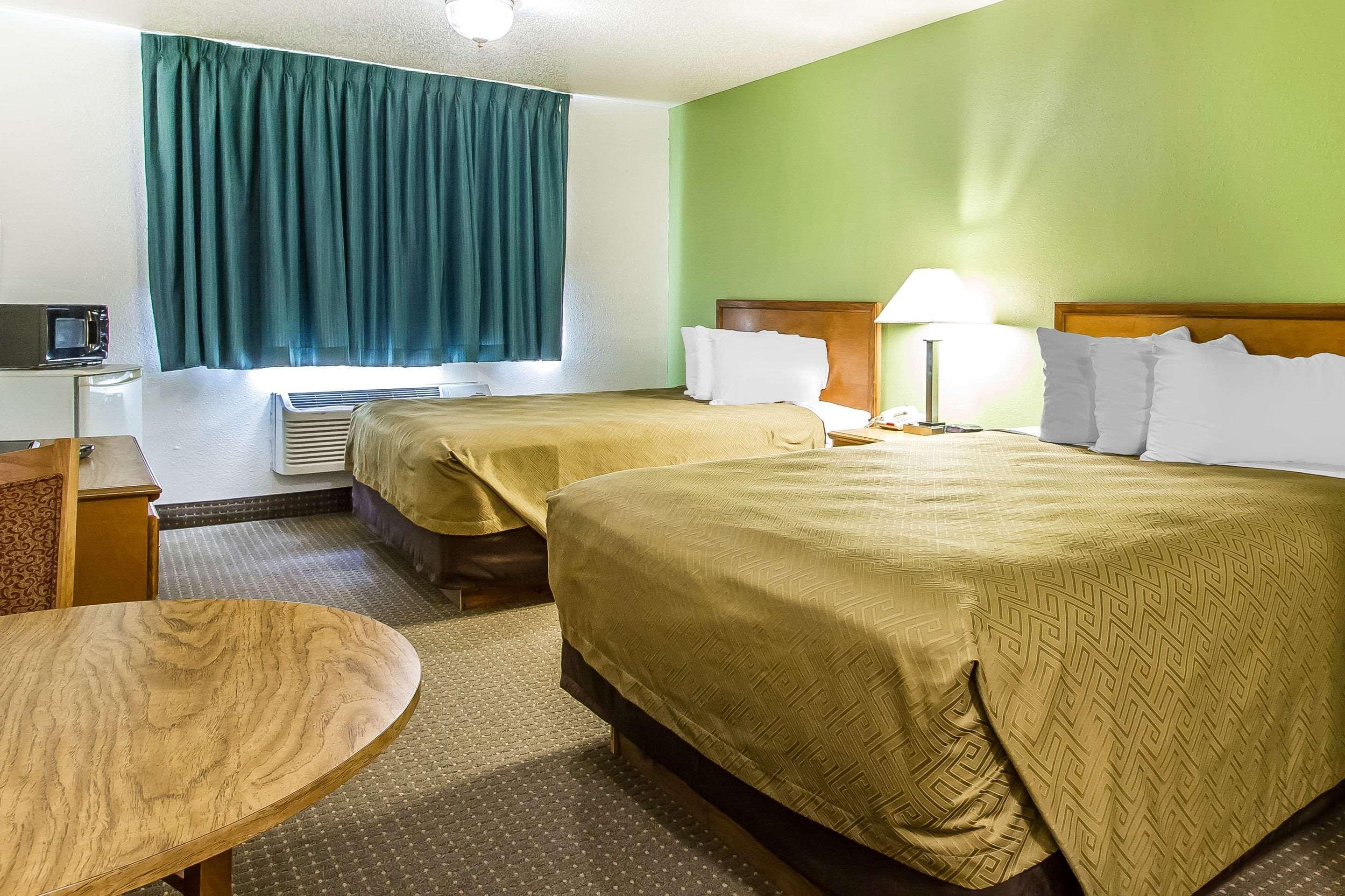 Econo Lodge & Suites Pekin Eksteriør billede