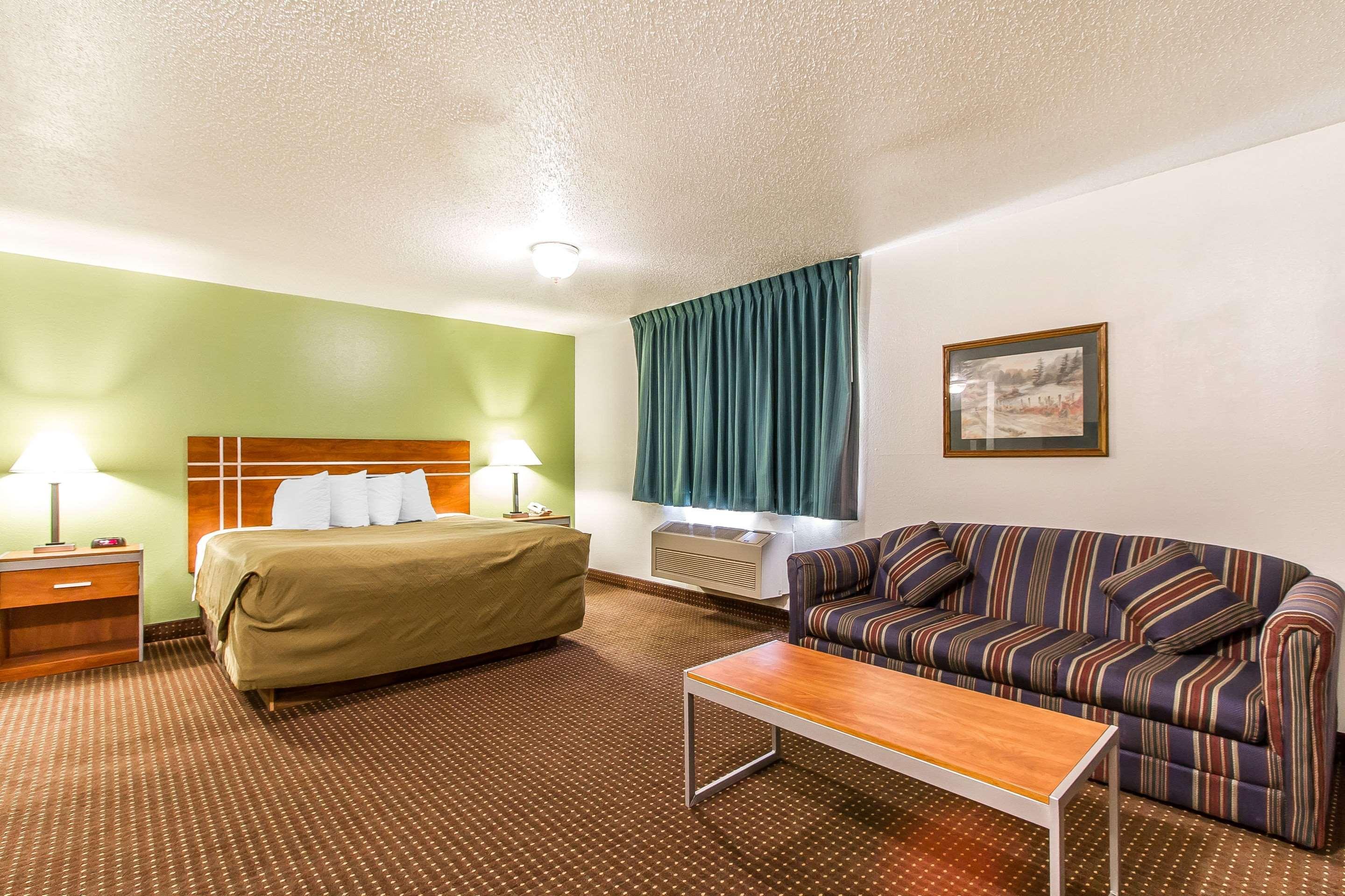 Econo Lodge & Suites Pekin Eksteriør billede