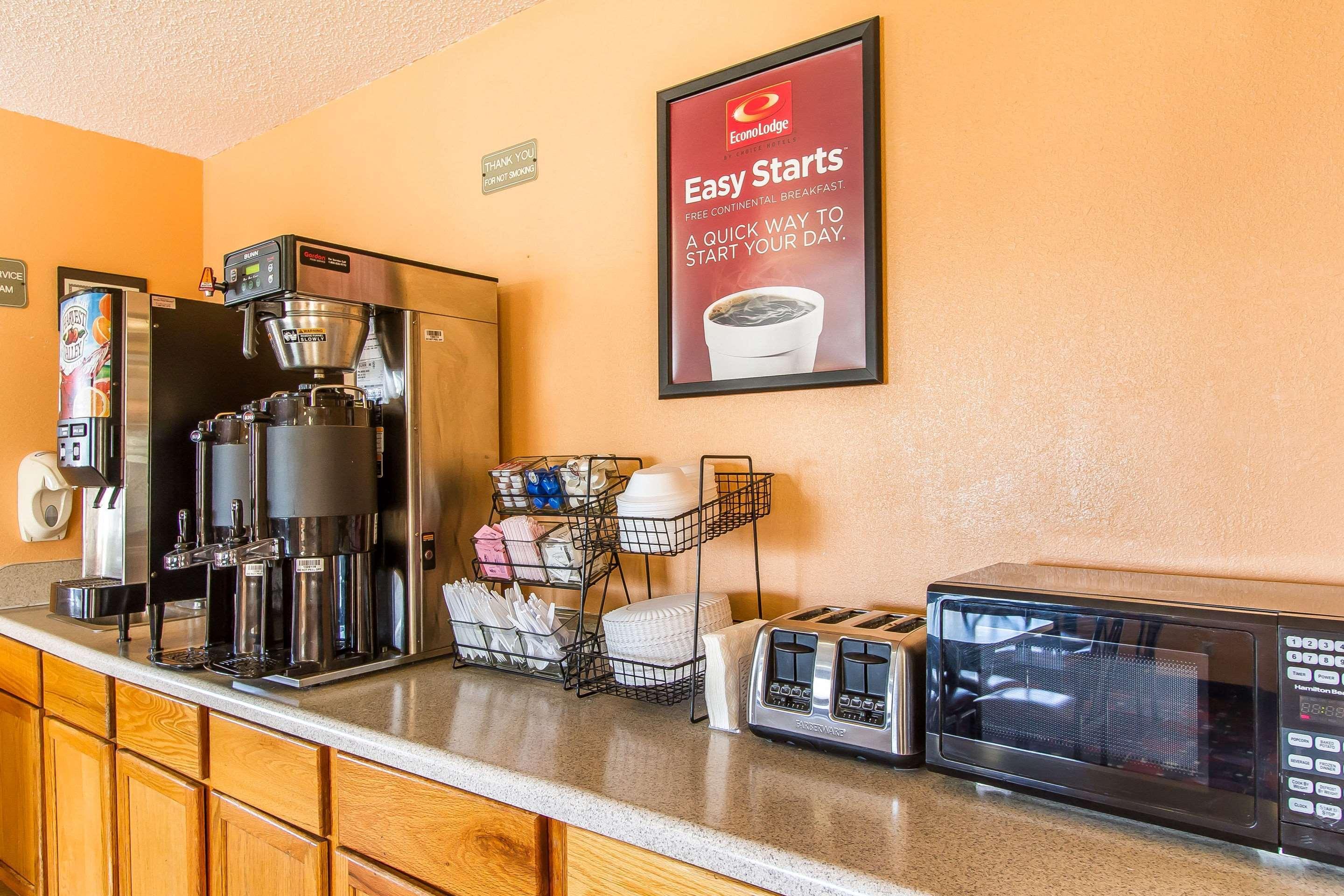 Econo Lodge & Suites Pekin Eksteriør billede