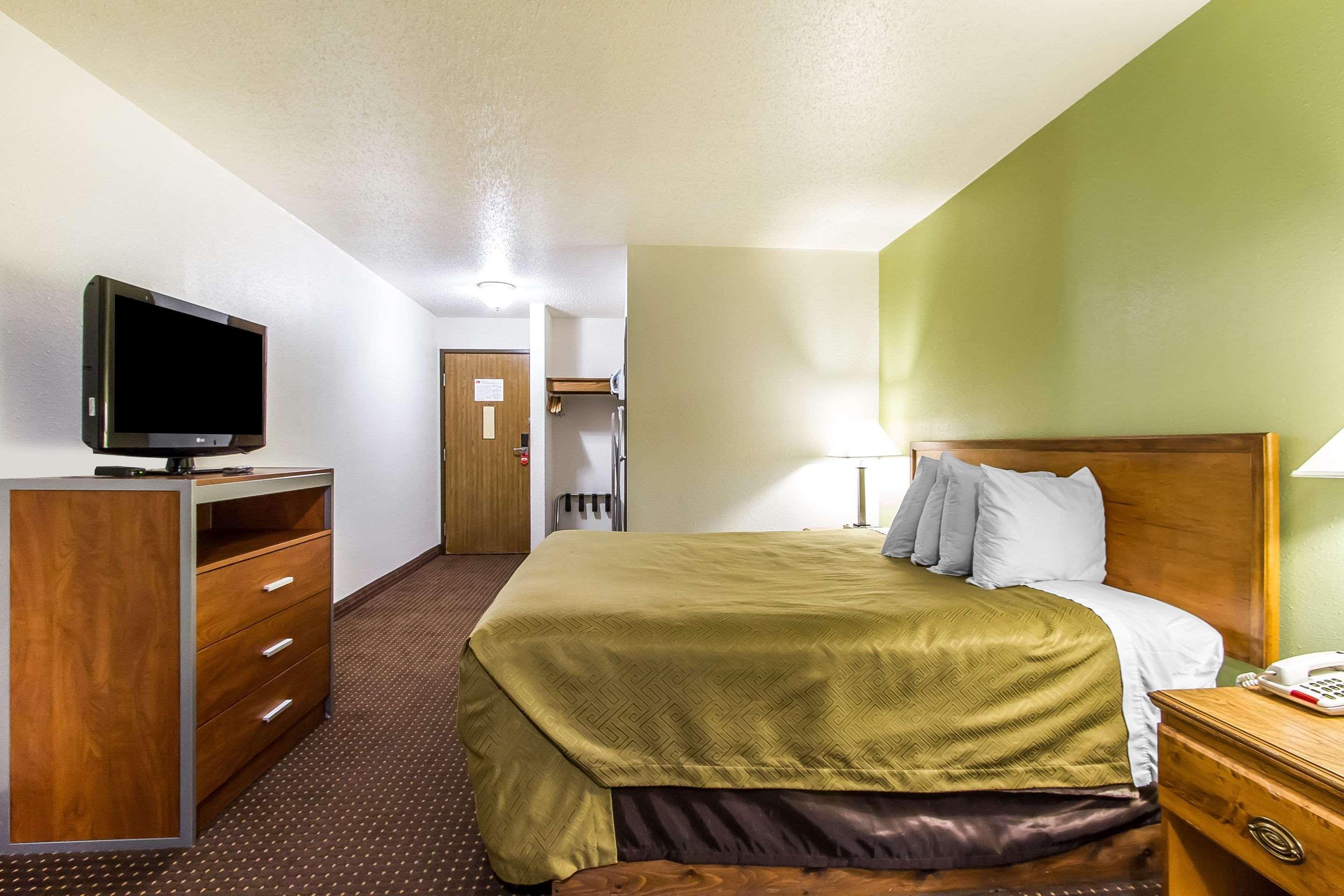 Econo Lodge & Suites Pekin Eksteriør billede